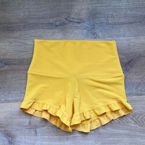 Free People Ruffle Shorts ⭐️